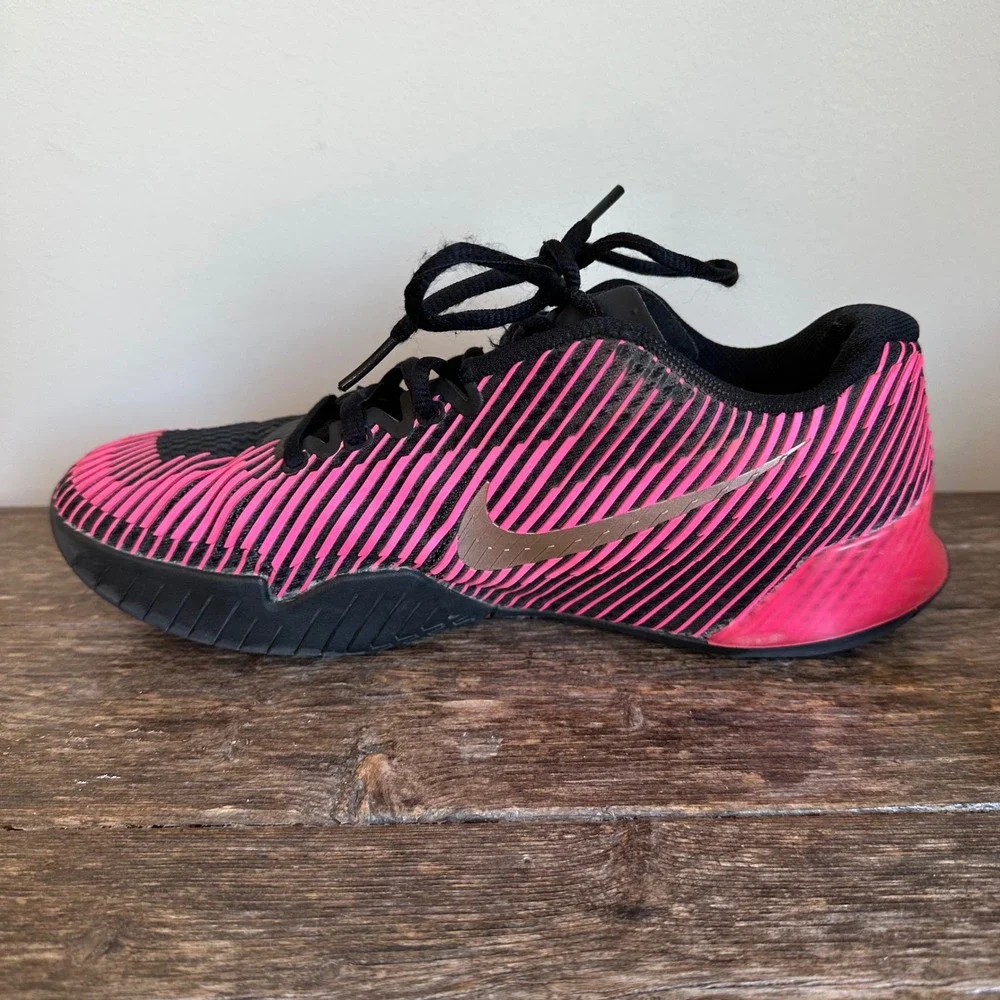 Nike Court Air Zoom Vapor 11 Tennis Shoes Pink Fireberry Men's 7.5 women's 8.5 9